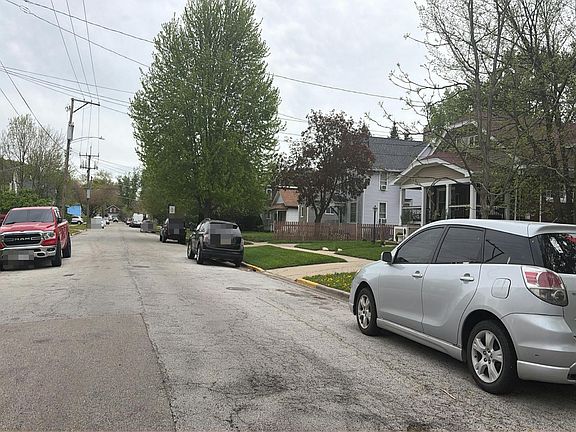 5th image of 537 Talma St