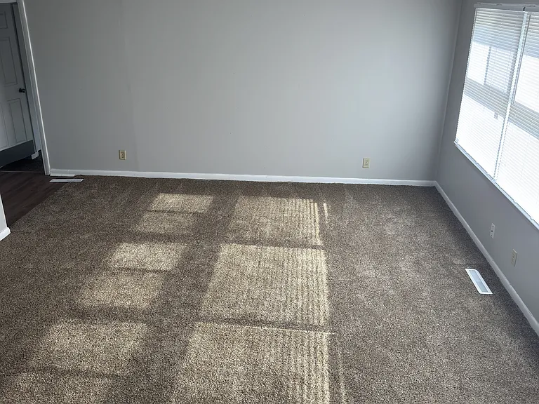 4030 N Catherwood Ave #1 — Photo 23