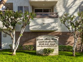 310 E Santa Anita Ave, Burbank, CA