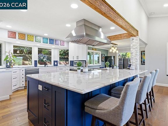 3rd image of 5795 Lewis Way