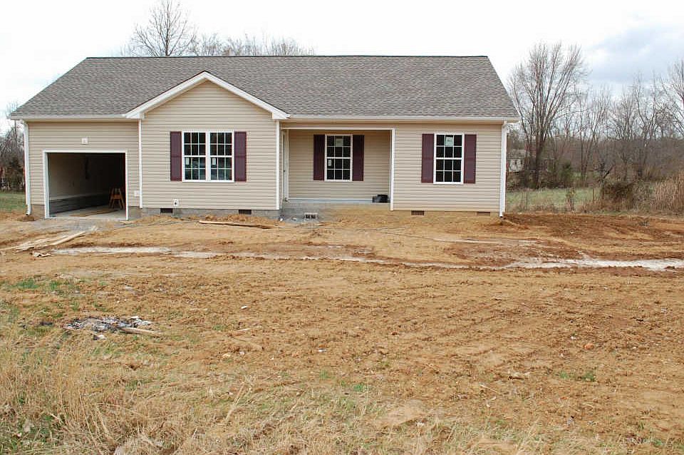 1st image of 2 Bellamy Ln