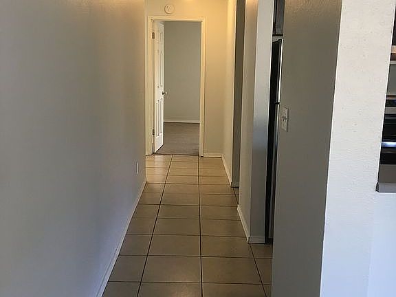 4th image of 17431 Ambaum Blvd S Unit D41