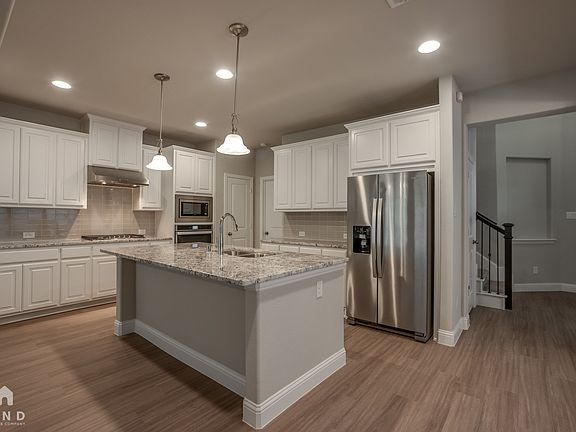 5th image of 3317 King Yon Way