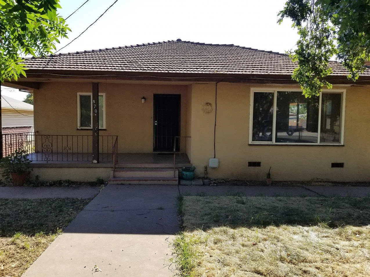 870 N Filbert St photo 1