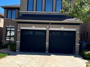 18 Highwood Rd, Brampton, ON L6Z 4T7