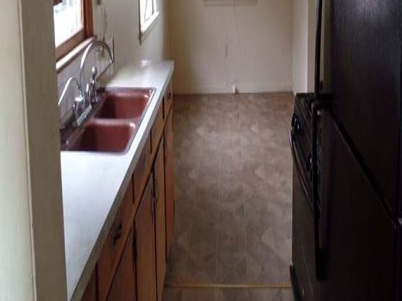 2nd image of 1627 Waconia Dr