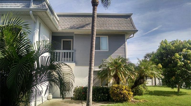 1st image of 22375 Edgewater Dr #D