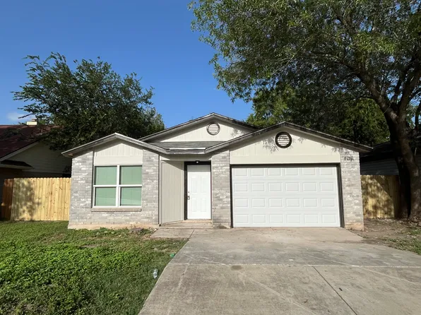 2826 Fisher Field Dr, San Antonio, TX 78245