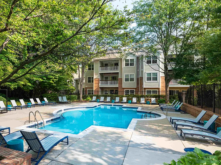 Halstead Reston — Photo 7
