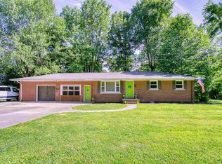 8733 W Vann Rd, Newburgh, IN 47630