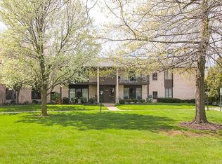 16415 Heather Ln #F102, Middleburg Heights, OH 44130