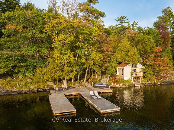 2nd image of 1356 & 1357 Peninsula Rd