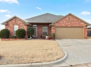 11219 Lake Park Dr, Oklahoma City, OK 73170