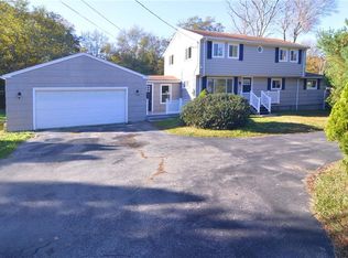 1223 Bulgarmarsh Rd, Tiverton, RI 02878