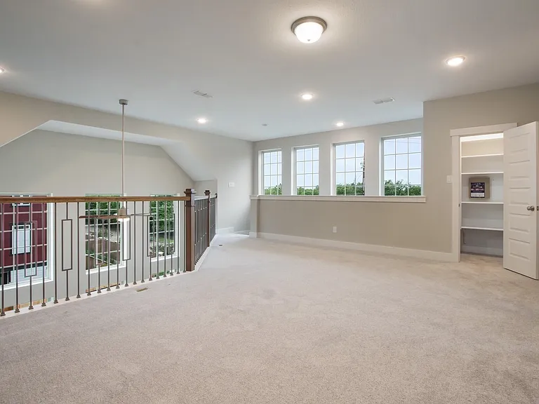 12558 Malachite Way — Photo 24
