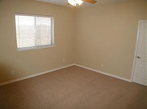 4th image of 361 N La Paz St #2