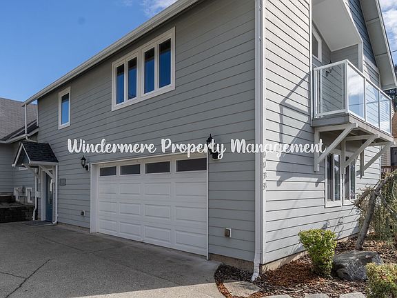 5th image of 1138 N Montgomery Ave