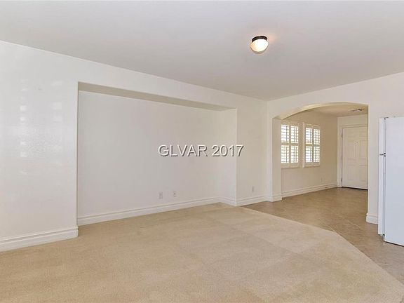 5th image of 279 Fairway Woods Dr #0