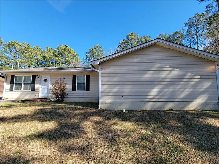9169 Bent Pine Ct NE — Photo 1
