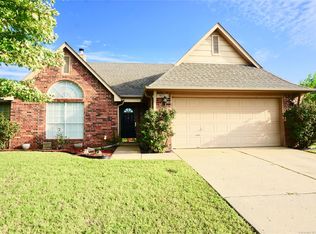 19713 E 38th St S, Broken Arrow, OK 74014