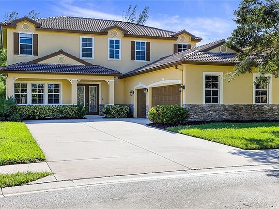 3rd image of 2597 Sawgrass Lake Ct