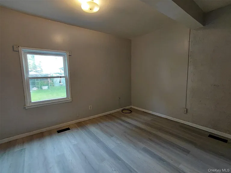 81 Franklin St #305 — Photo 10