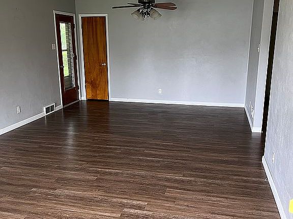 4th image of 406 Buena Vis
