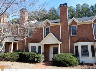 2575 Holcomb Springs Dr, Alpharetta, GA 30022