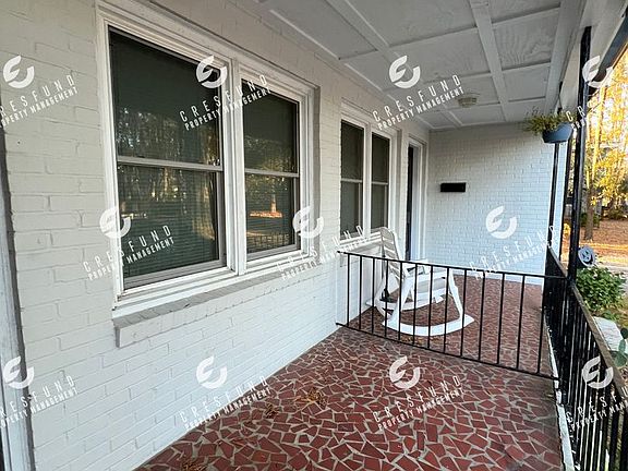 2nd image of 220 Woodrow St Unit A