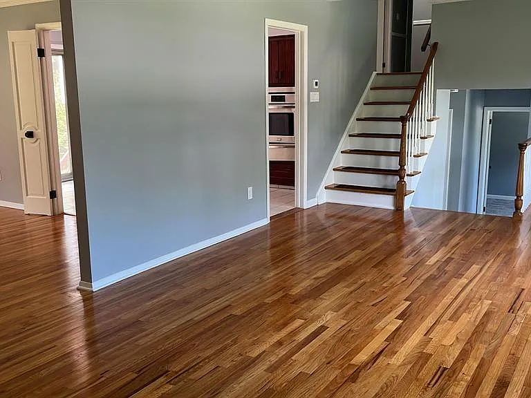 56 Capral Ln — Photo 2