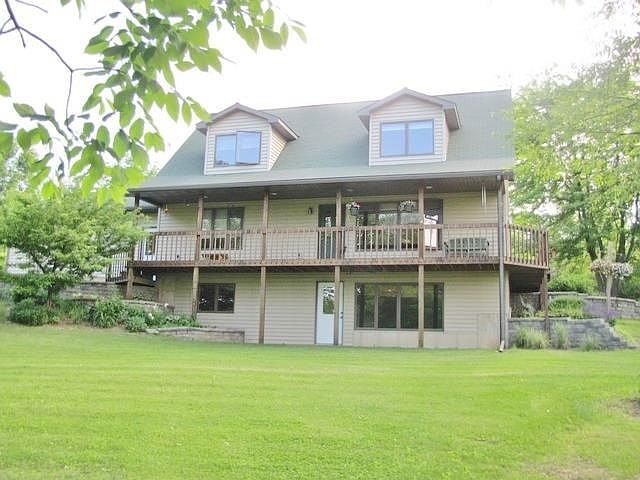 1st image of 28447 Moccasin Ave