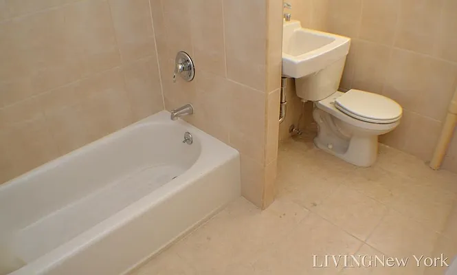 Rented by Living New York | media 9