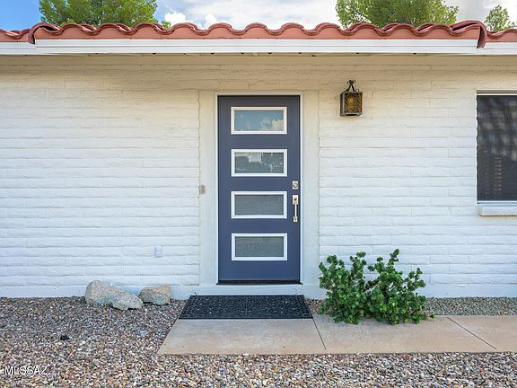 5th image of 1541 S San Ray