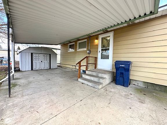 2nd image of 1803 E Decatur Ave