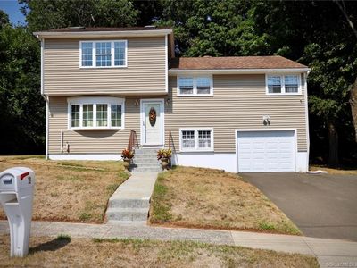 79 Mueller Drive, Hamden, CT, 06514