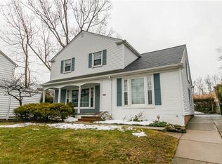 18524 Lomond Blvd, Shaker Heights, OH 44122