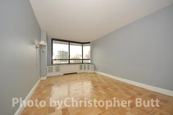 Rented by Citi Habitats | media 12