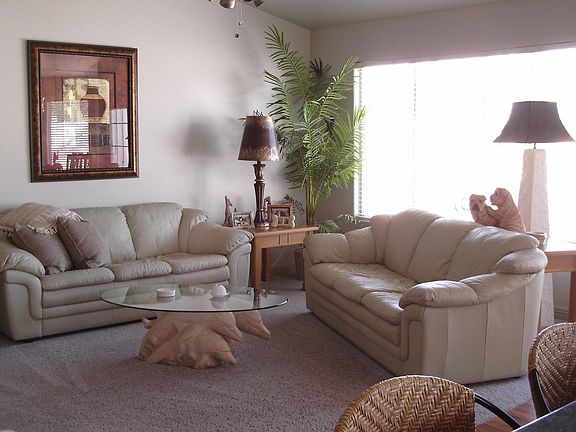 Great room, main level