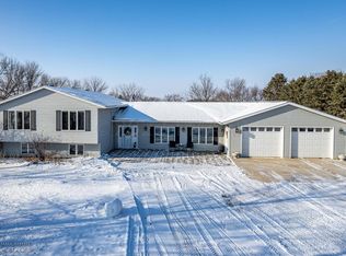 41775 County Highway 21 Rd, Pelican Rapids, MN 56572