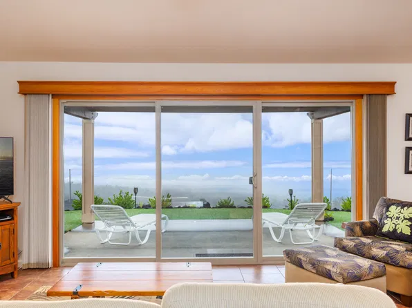 92-8211 Iwalani Pkwy, Ocean View, HI 96704