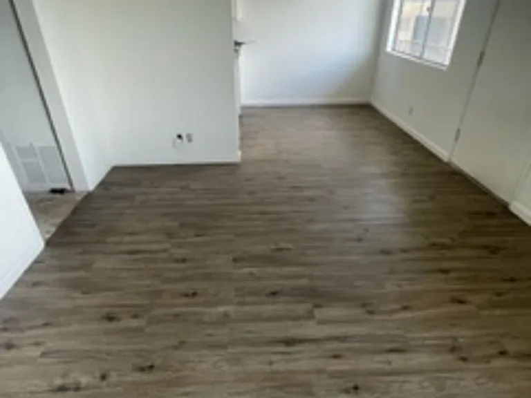 8377 Northgate Ave — Photo 11
