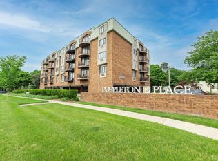 35300 Woodward Ave APT 404, Birmingham, MI 48009