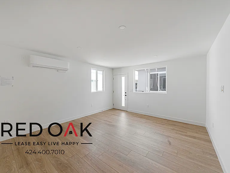 2223 Clyde Ave #2225-3/4 — Photo 10