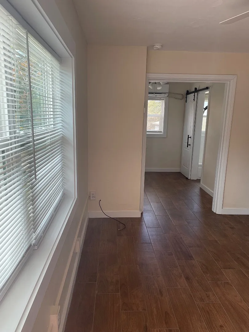154 Westview Ave — Photo 2