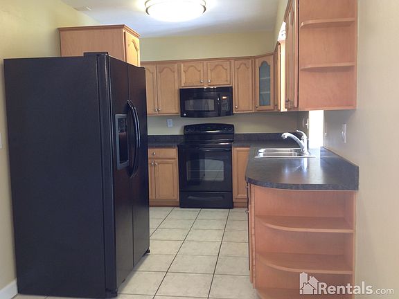 3rd image of 7202 Westwood Dr