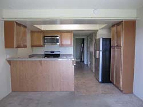 3rd image of 160 Evans St #18