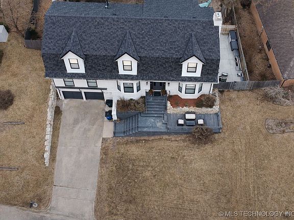 4th image of 7015 S Birmingham Ct