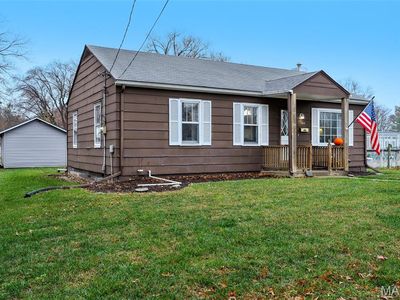 1414 N Van Buren St, Litchfield, IL, 62056
