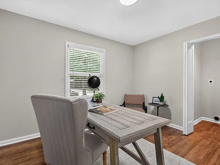 6232 Woodson Rd — Photo 41