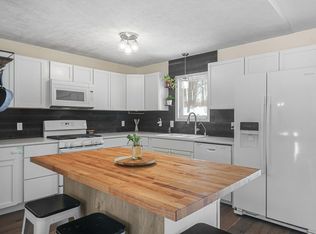 1967 Black Bark Ln, Traverse City, MI 49696